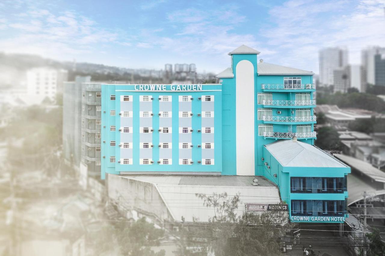 Crowne Garden Hotel Cebu Stadt Exterior foto